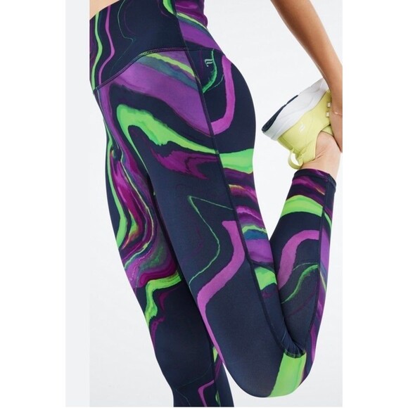Fabletics Anywhere Motion365® Ultra High Waisted 7/8 Legging Haze Wave color - Picture 4 of 11